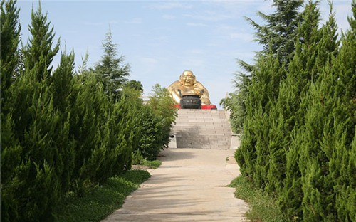 西安市區(qū)去西安霸陵骨灰墓園怎么坐車