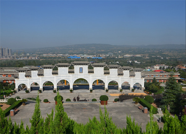 西安霸陵墓園新區地點，霸陵墓園地址