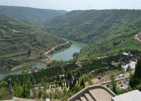 西安高橋墓園墓地圖片