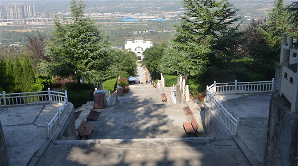 西安霸陵墓園新區【多圖】